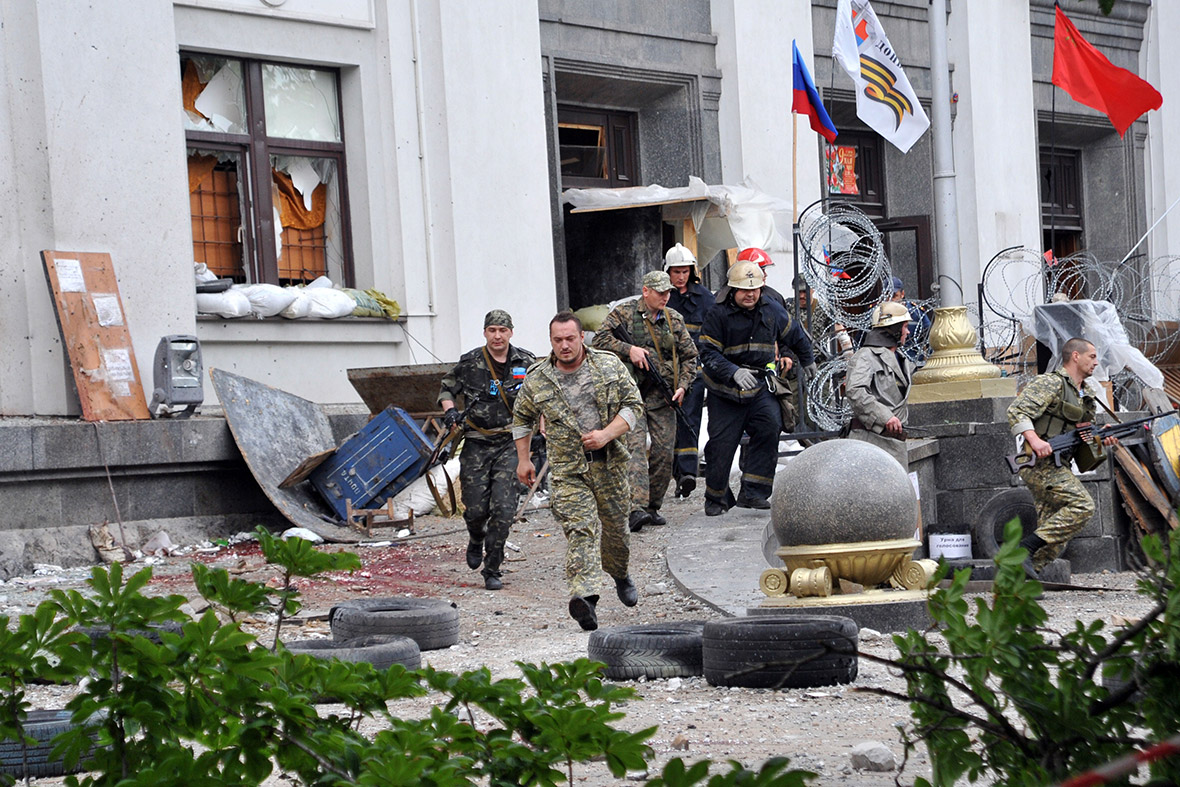6 декабря 2014 год. Обстрел Луганска 2 июня 2014. Луганская администрация авиаудар 2014.