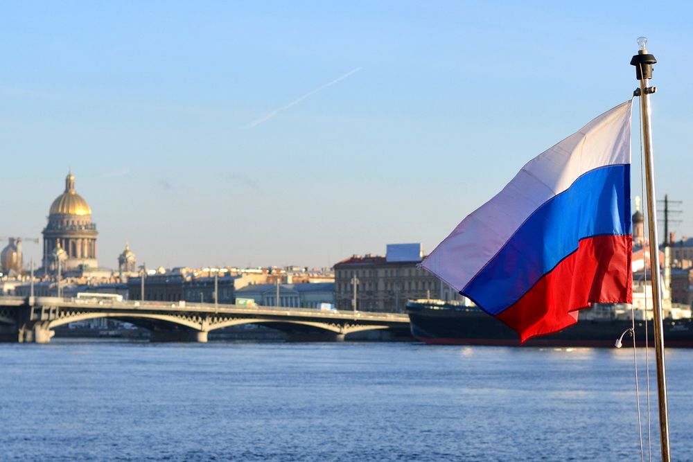 Фото флага санкт петербурга