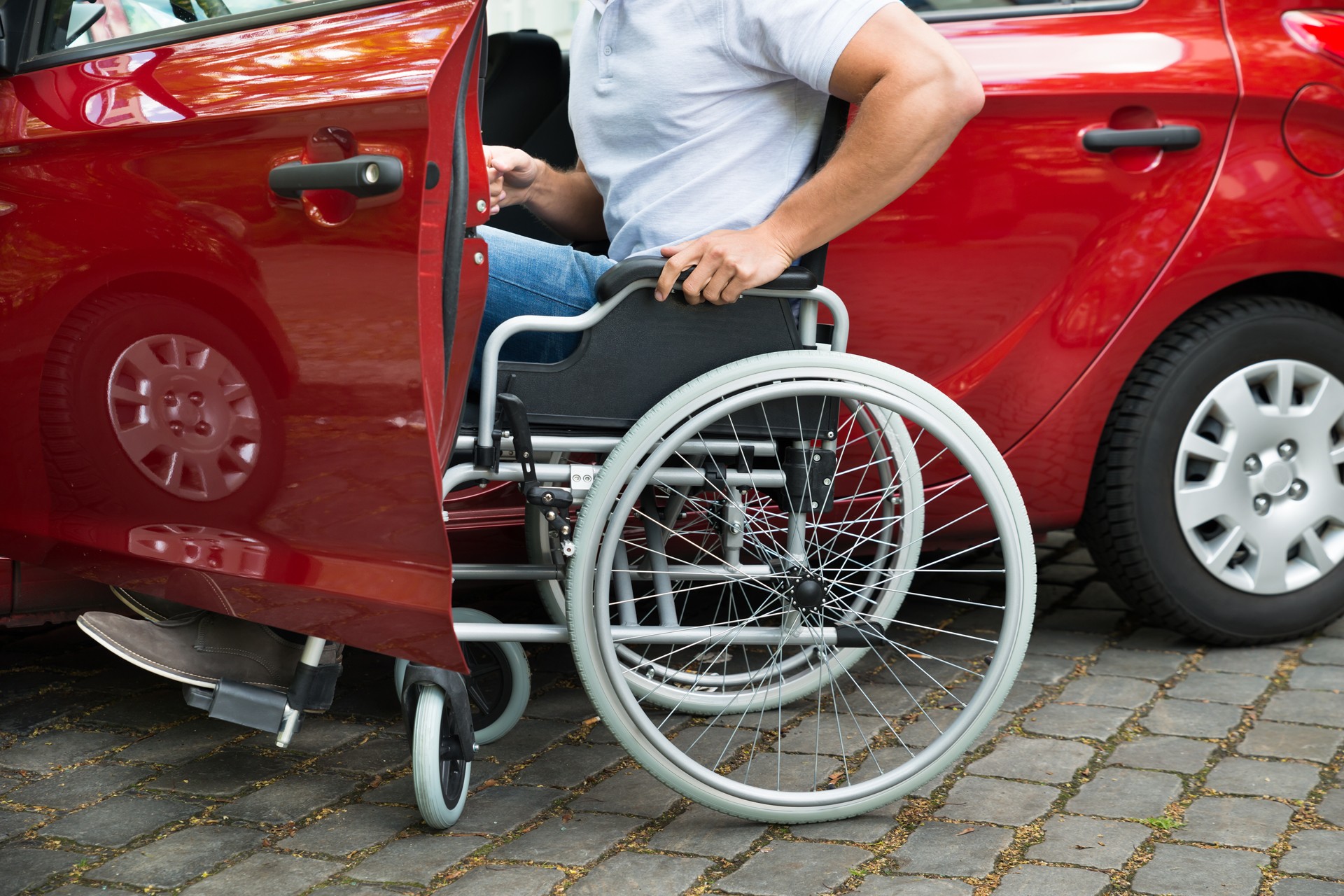 Льготы по инвалидности включают оплату парковки