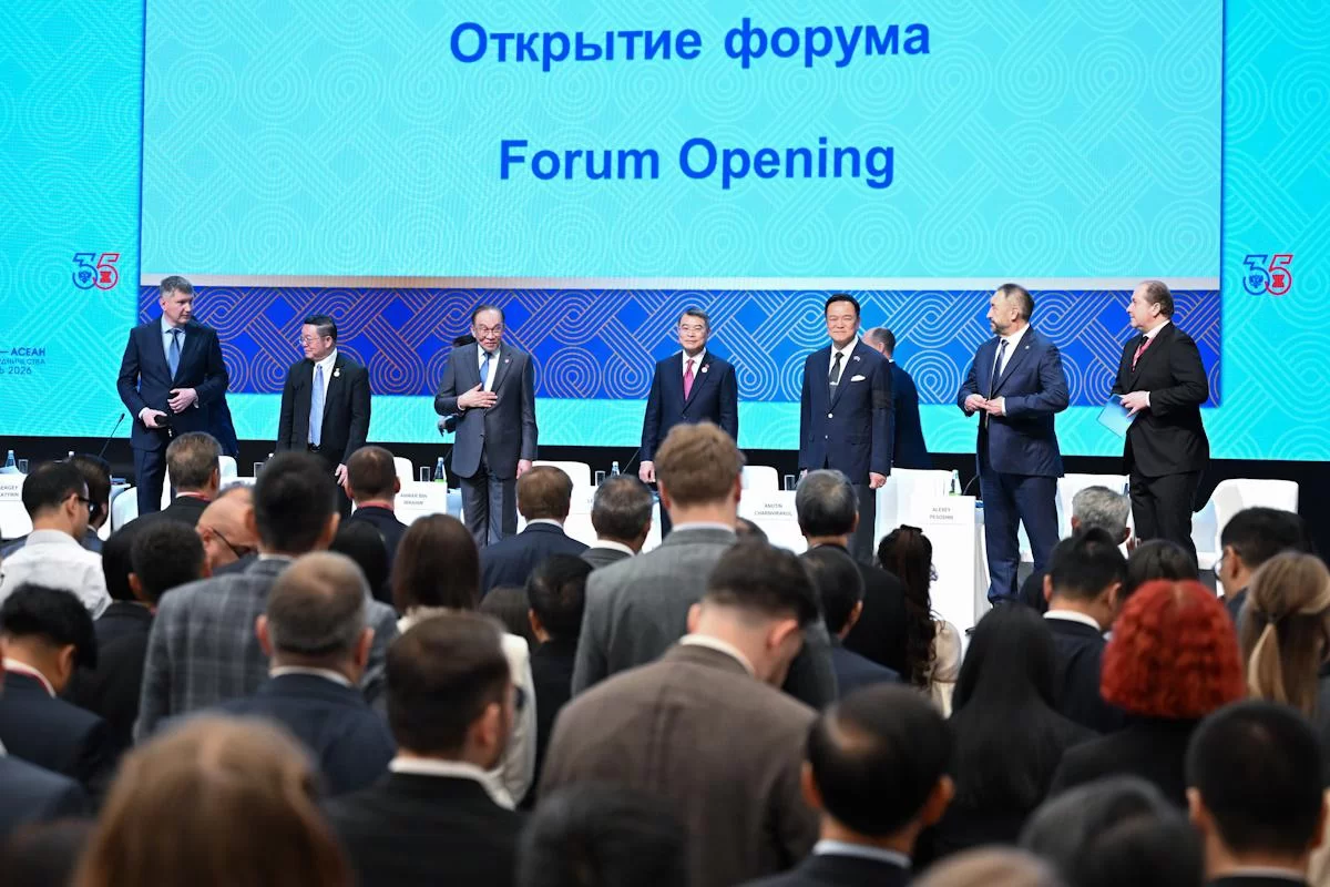 В Казани завершился юбилейный саммит Россия — АСЕАН: марафон переговоров чуть не сорвался из-за переводчика