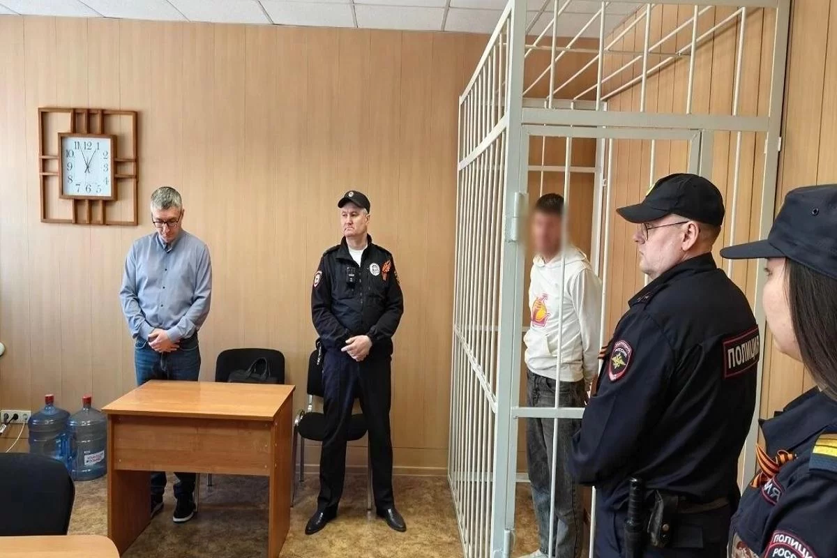 Жестокое избиение зоозащитницы в Омске привело подозреваемых в СИЗО