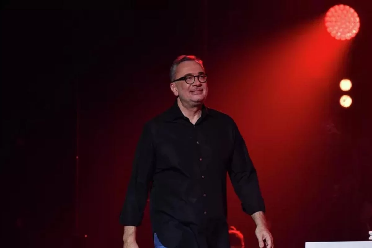 Меладзе сменил блондинку на брюнетку: кого композитор взял с собой в супермаркет в Испании