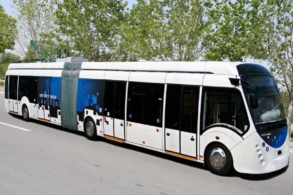 Омск вернет на маршруты автобусы-гармошки
