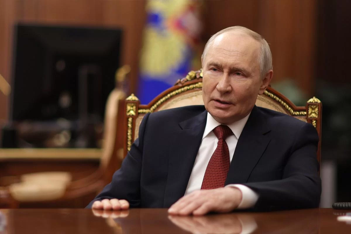 Путин признал: Удары ВСУ по российской инфраструктуре создают проблемы, но дефицит топлива в стране оказался некритичным