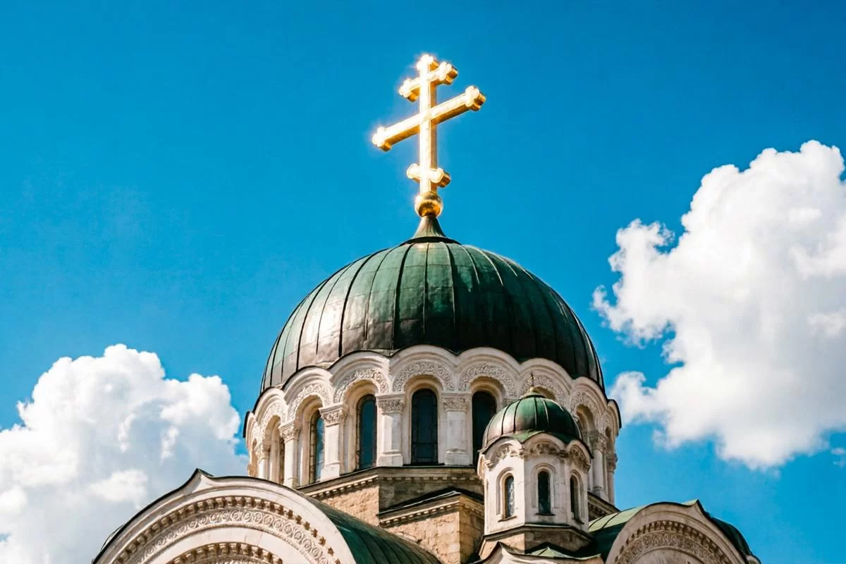 Специалисты Центра Грабаря контролируют сохранность иконы «Святая Троица»