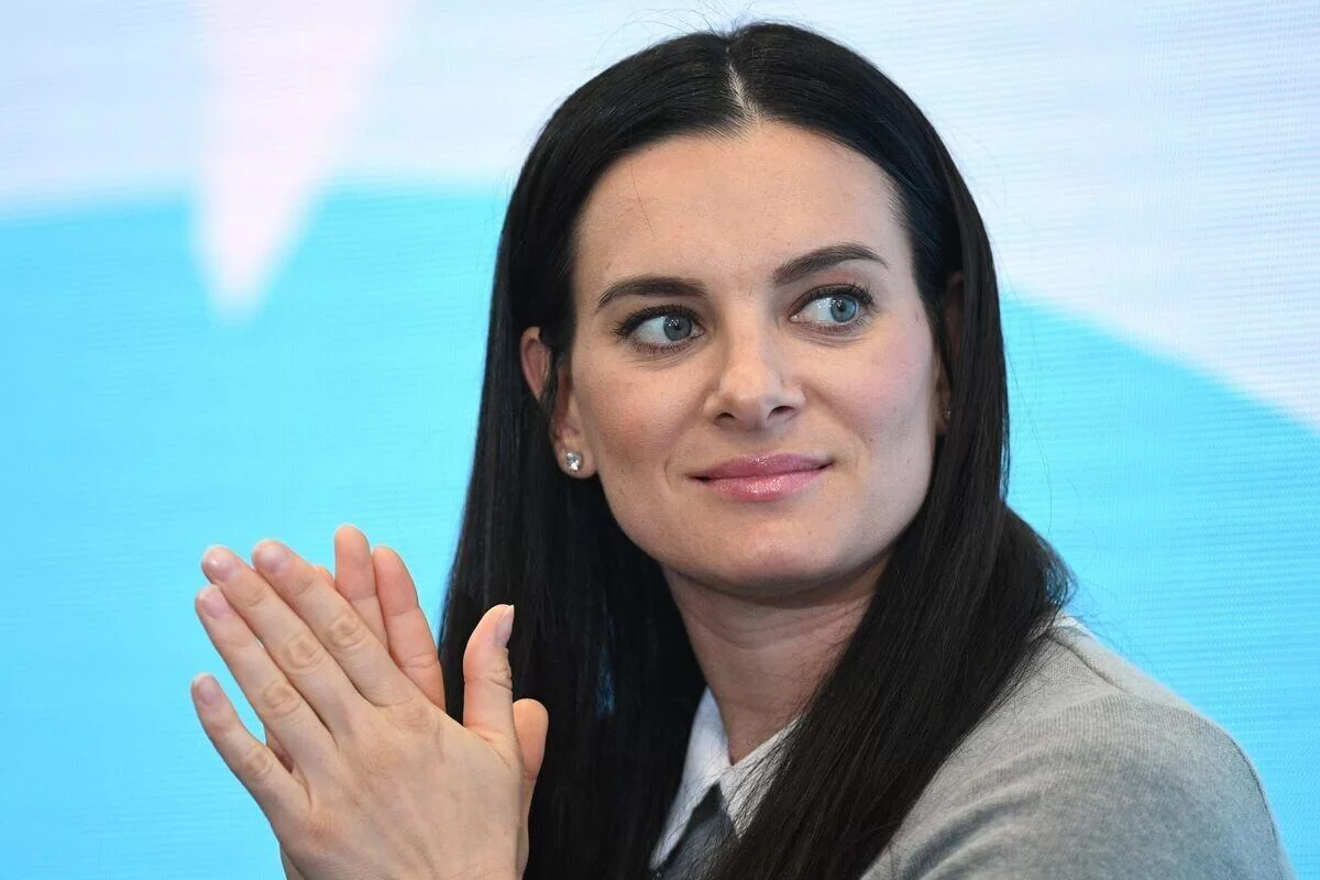 Долги, блокировки, снова долги: как Исинбаева третий год не платит по счетам