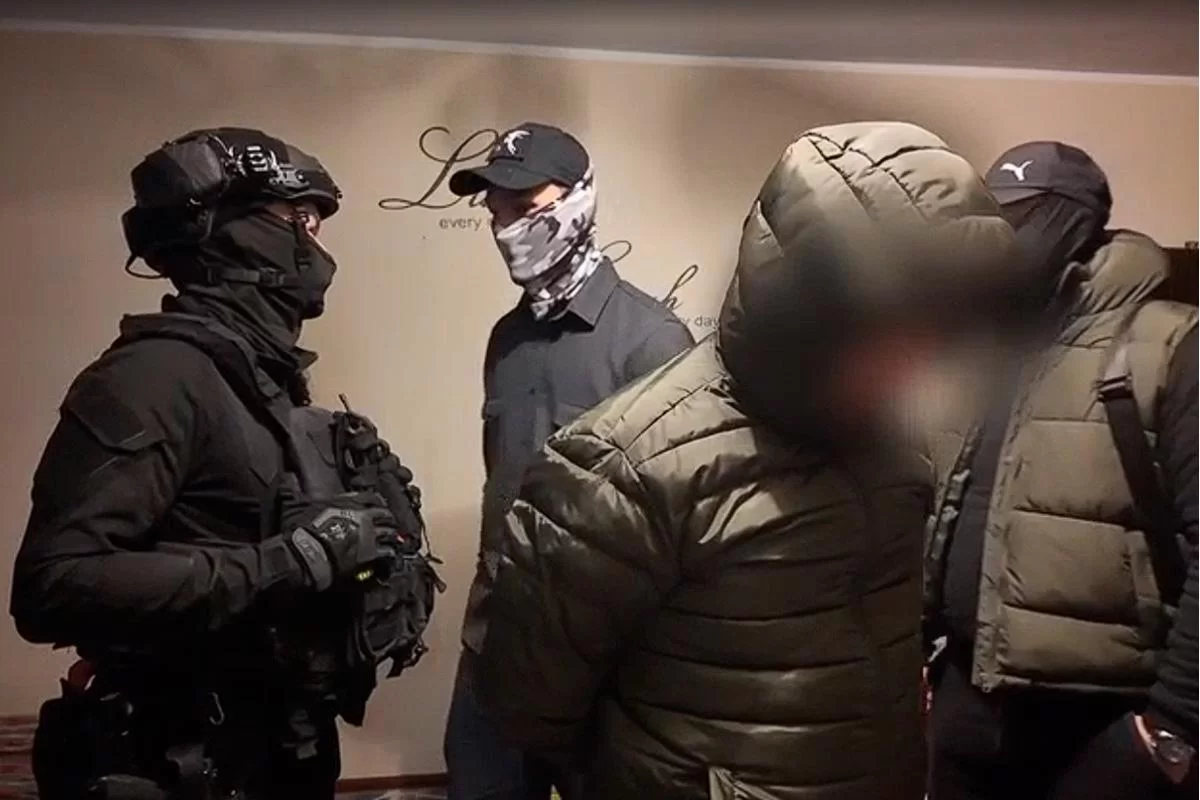 В Московском регионе пресечена деятельность группы по изготовлению фиктивных миграционных документов