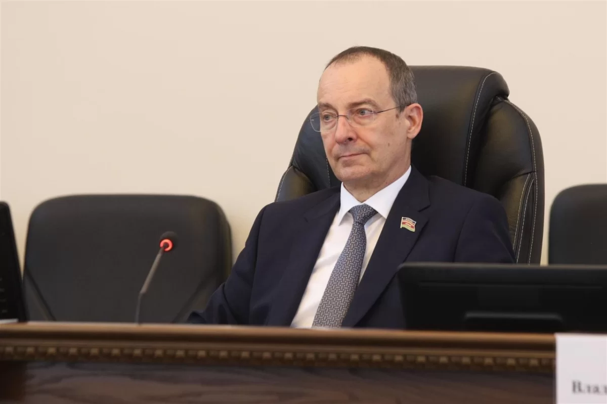 «Парламентский час» с участием краевого департамента внутренней политики провели в Законодательном Собрании края