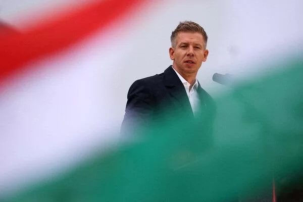 Европа в шоке: победивший Орбана Мадьяр выдвинул ультиматум президенту — убирайся до 31 мая