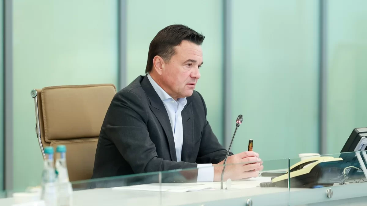 Андрей Воробьев: Жители Подмосковья смогут получать услуги МосОблЕИРЦ в МФЦ и через WEB-консультанта без необходимости посещать офис