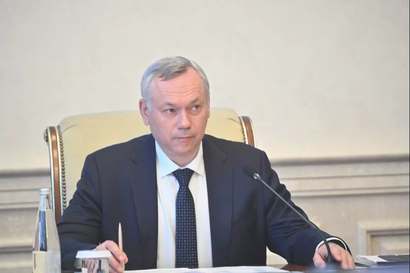 Губернатор Андрей Травников: Новосибирская область вошла в группу регионов с высокой эффективностью работы МФЦ по оценке Минэкономразвития РФ