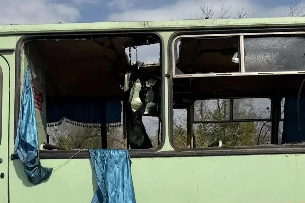Дрон ВСУ расстрелял автобус с 15 пассажирами в ЛНР: девять погибших
