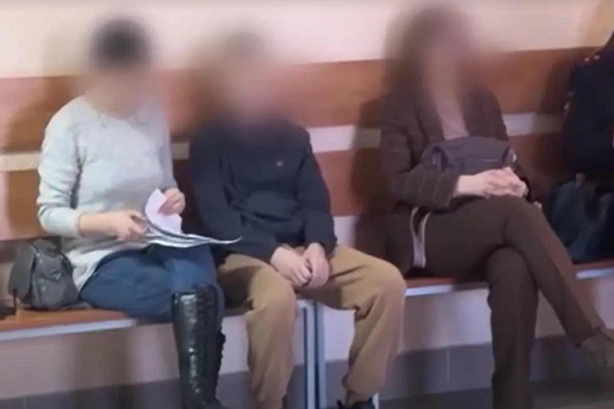 В Омской области ФСБ задержала подростка за поджог релейного шкафа