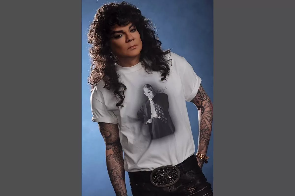 «Вернули в прайм-эру»: Киркоров примерил образ рок-звезды в рваных кожаных брюках