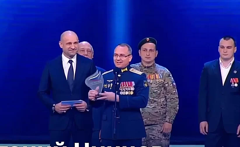 Спикер Гордумы Нижнего Новгорода Евгений Чинцов стал победителем III Всероссийской премии «Служение» в номинации «С передовой СВО в муниципалитет»