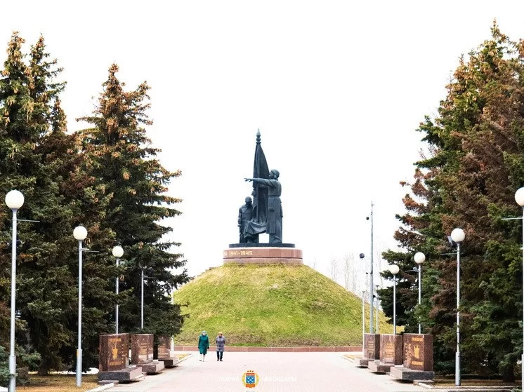 «Звание «Город трудовой доблести» обязывает развиваться дальше»: мэр Чебоксар Станислав Трофимов подчеркнул роль жителей в создании комфортной среды