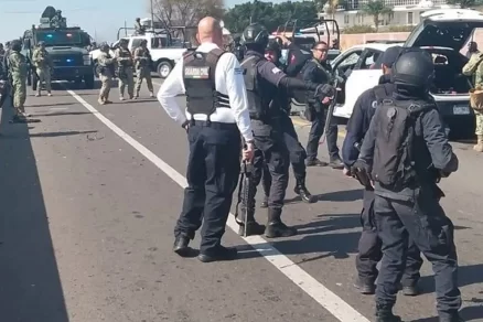 «Зона войны» для туристов: как смерть наркобарона Эль Менчо обрушила курортный рай Мексики