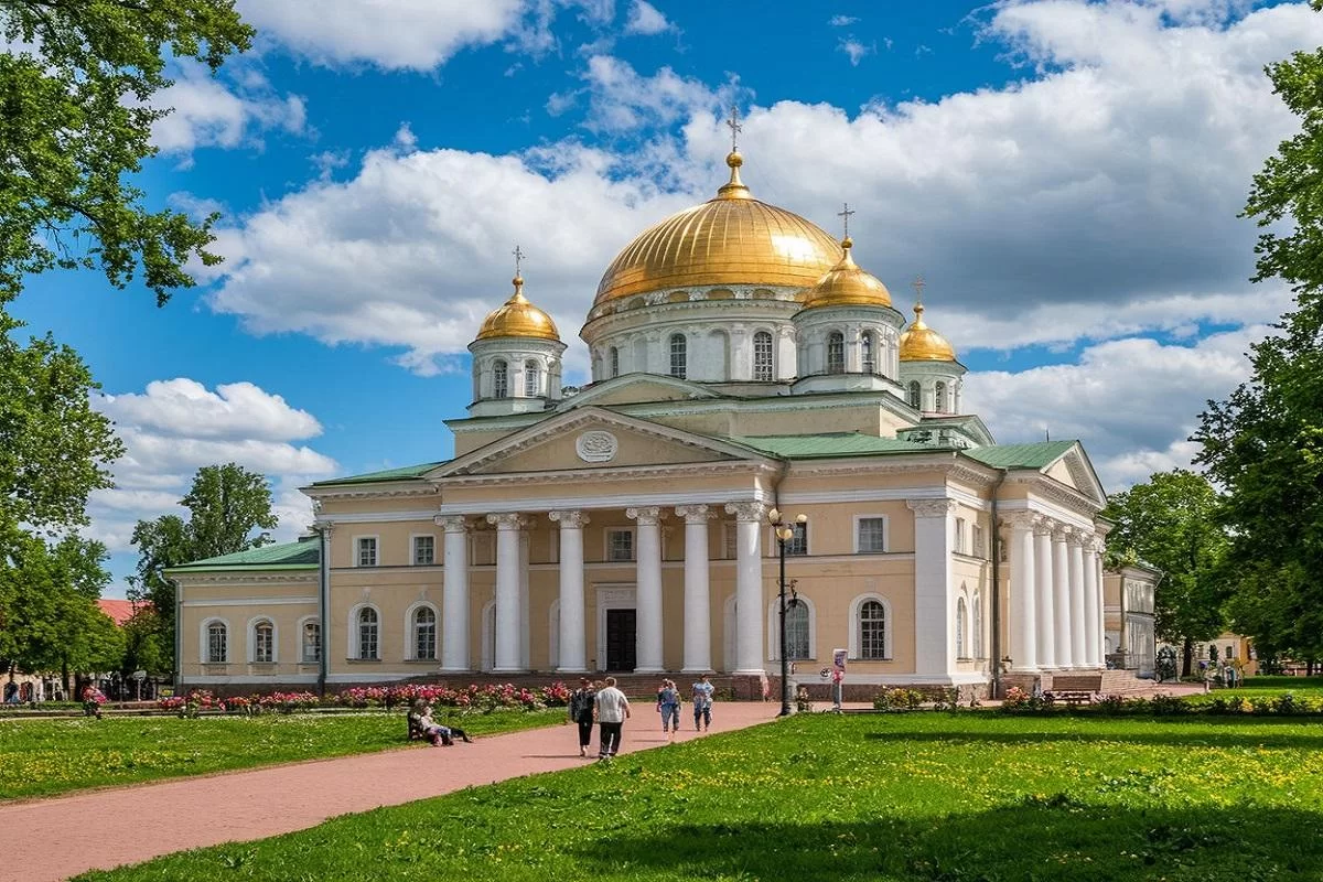 Почему вера не может быть «частным делом»: мнение митрополита