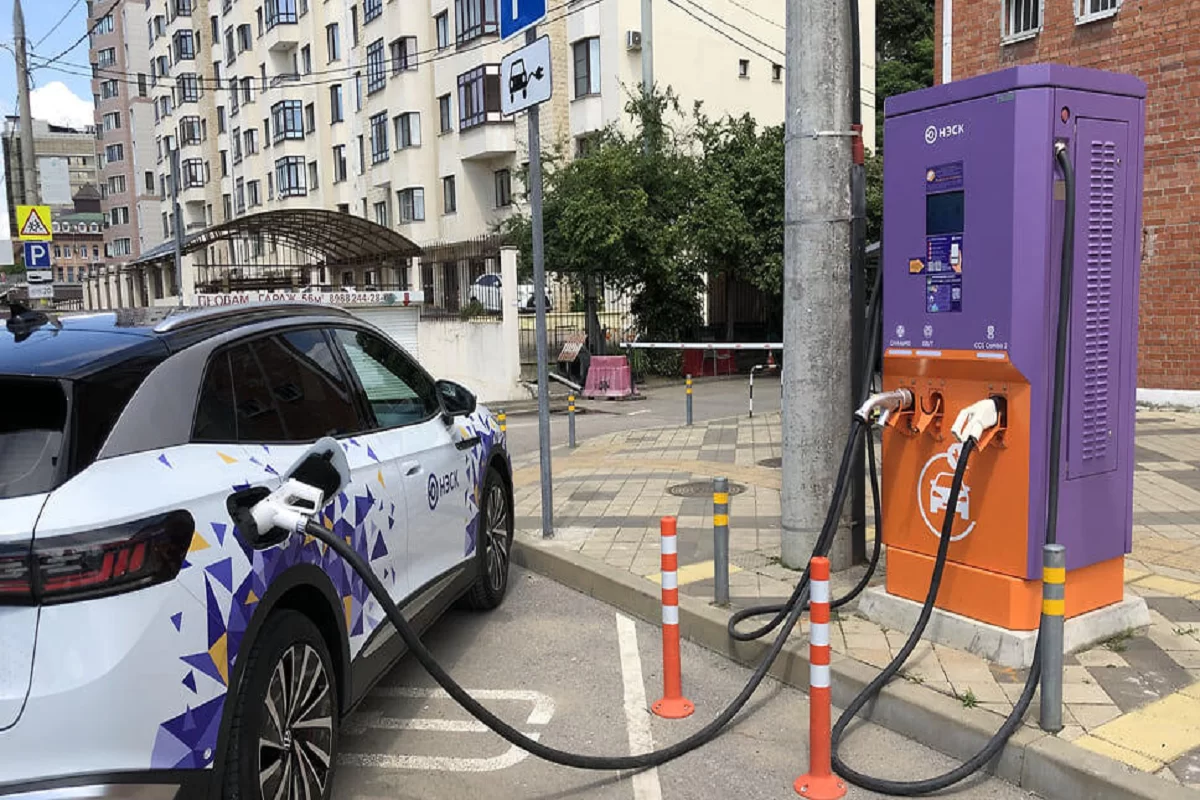На Кубани в 2026 году установят более 50 новых электрозаправок