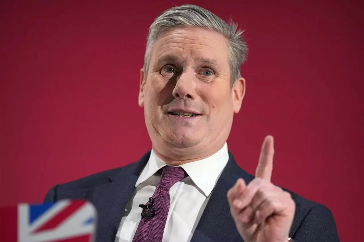 Хуже, чем Джонсон и Сунак: рейтинг Стармера обрушился до исторического минимума