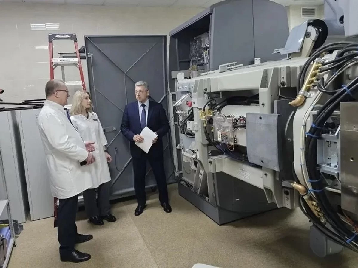 В Ульяновском онкодиспансере ускорят ремонт оборудования