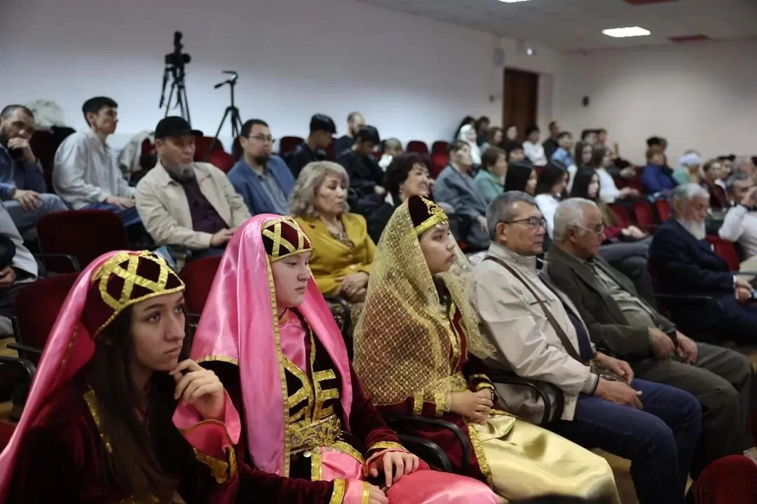 В Астраханской области на 35-х Джанибековских чтениях обсудили исторические связи ногайского этноса с народами региона
