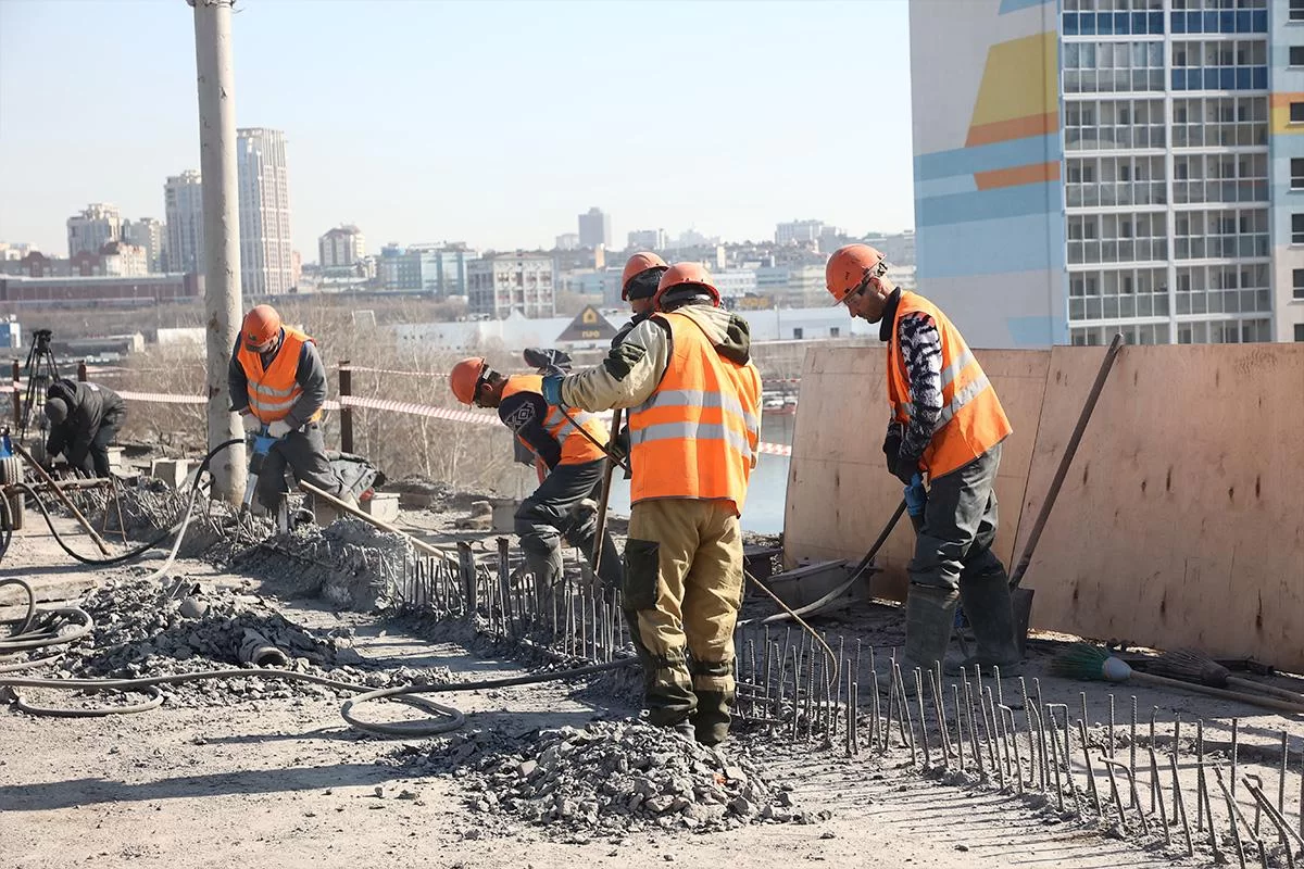 Мэр Новосибирска Максим Кудрявцев: Работы на Димитровском мосту и переправе через Тулу идут по графику