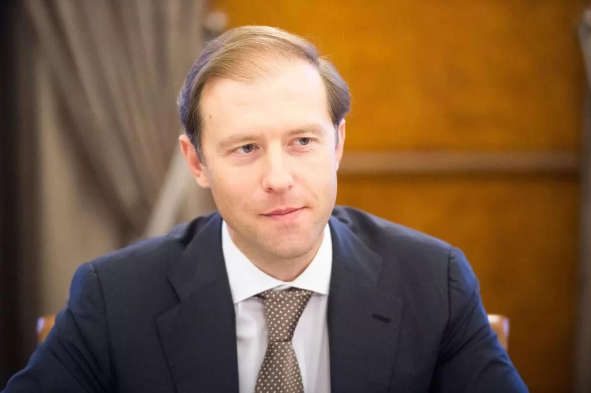 Более 250 млрд рублей на авиапром: Мантуров анонсировал старт поставок