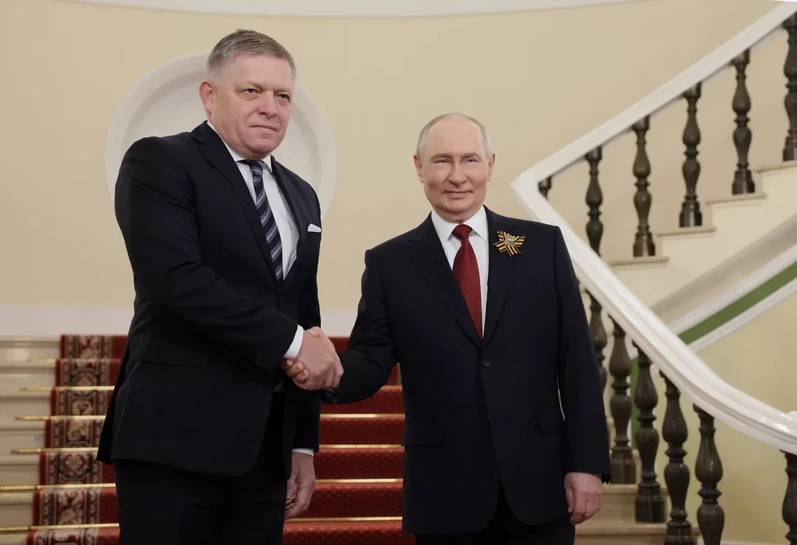 Путин и Фицо начали переговоры в Кремле