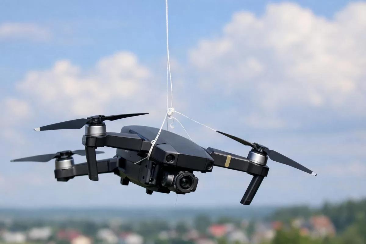 Секретное оружие в небе над Донецком: ВСУ применили редкие радиочастоты, которые не берут стандартные средства РЭБ