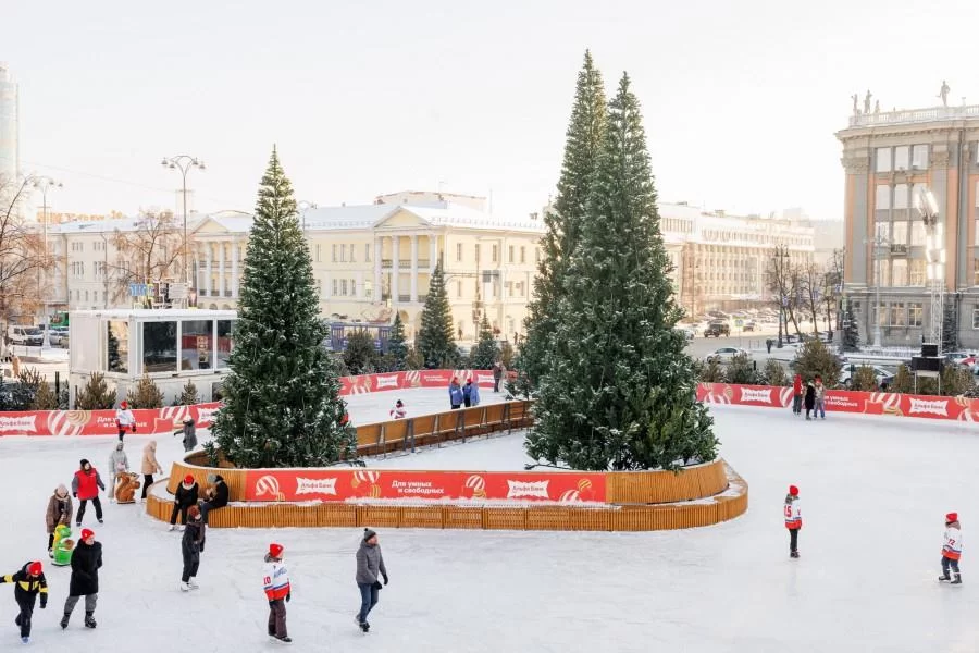 В Екатеринбурге завершил свою работу центральный каток города на площади 1905 года