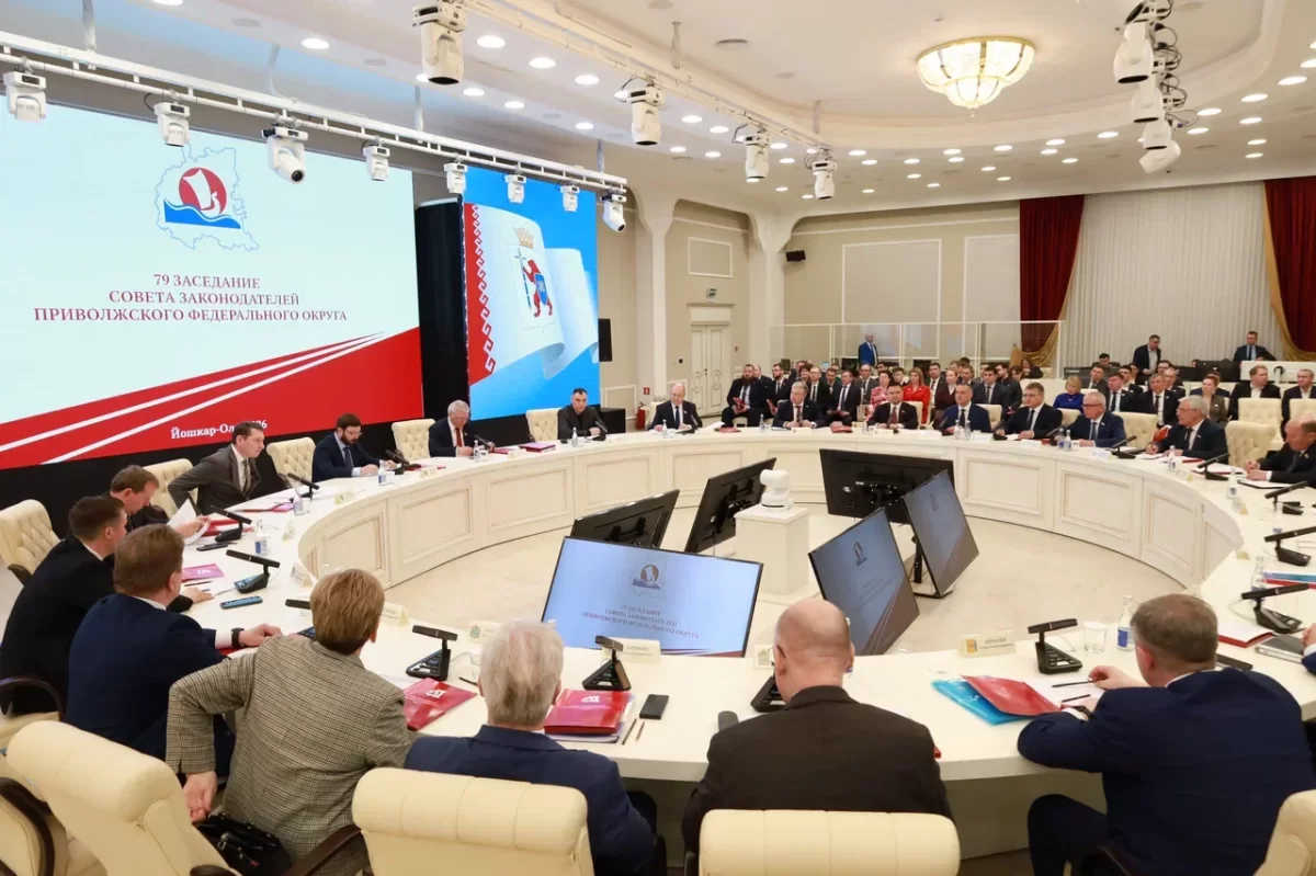 В ходе 79-го заседания Совета законодателей в Йошкар-Оле парламентарии ПФО обсудили развитие АПК и кадровый дефицит в медицине