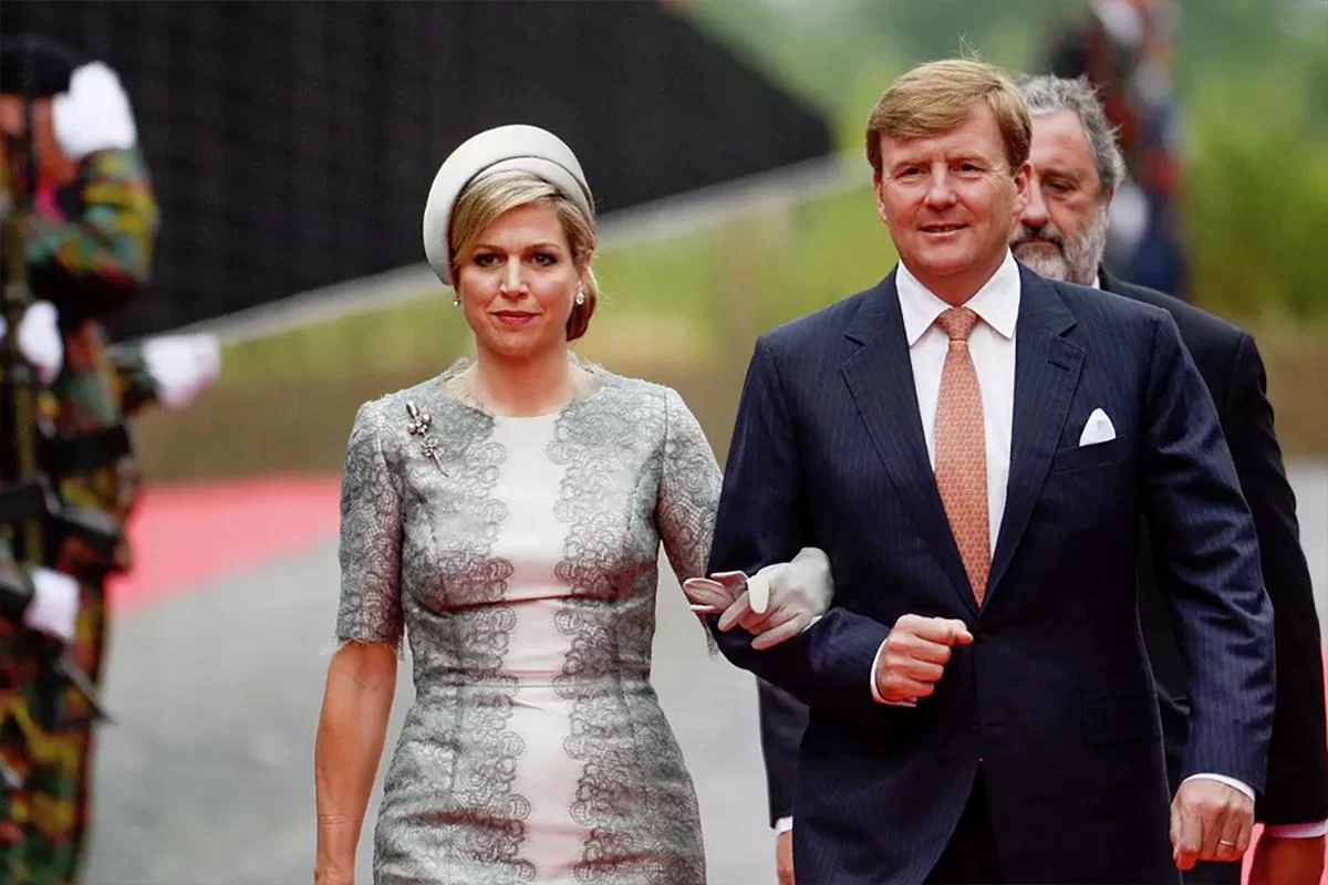 Королева Нидерландов пройдёт военную подготовку в качестве резервиста