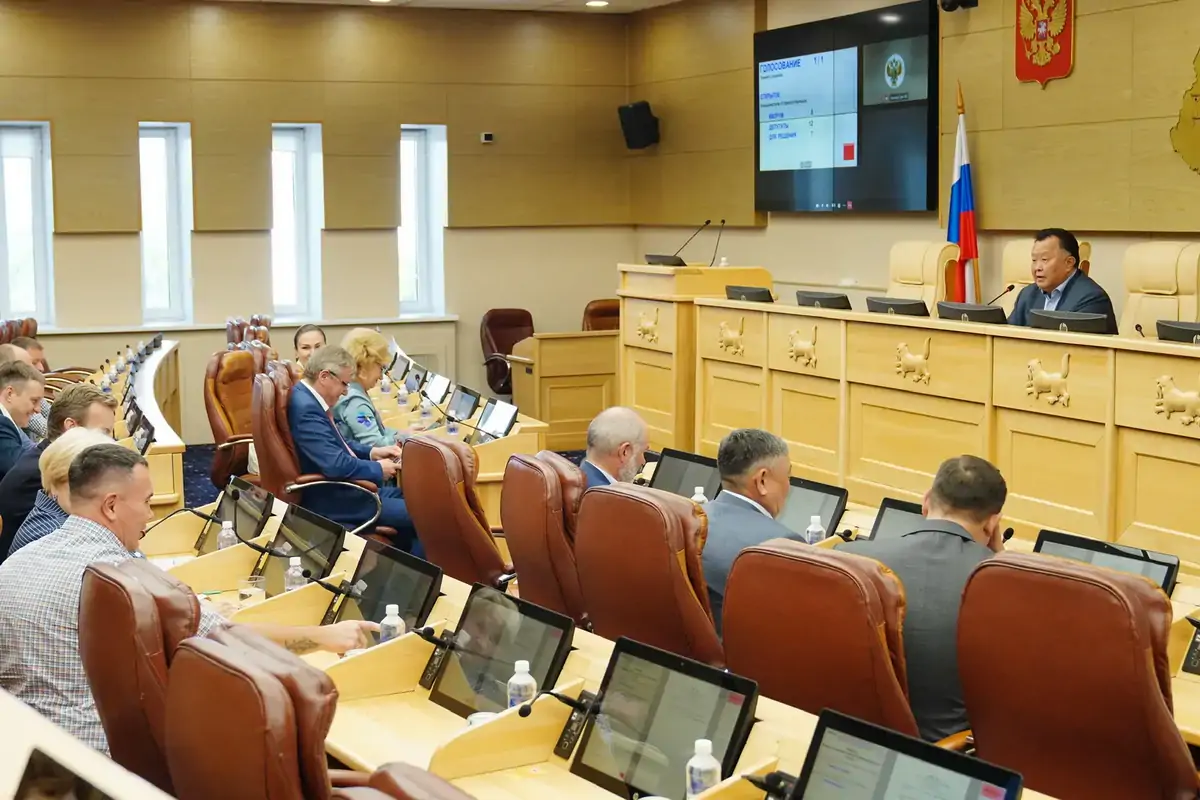 Заксобрание Иркутской области утвердило парламентский запрос по ситуации с объектами инфраструктуры в Нижнеудинском и Черемховском районах