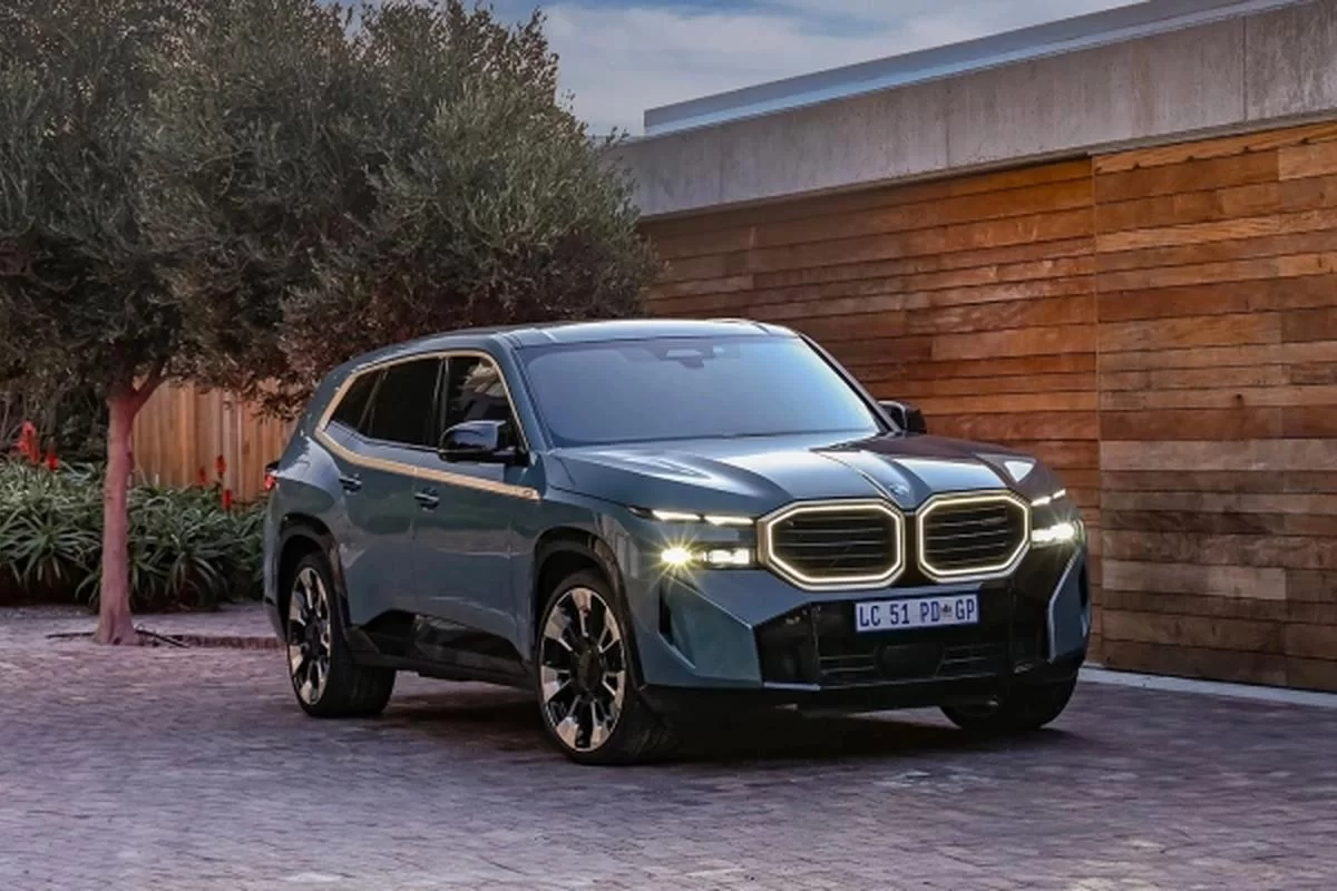 Запретный плод сладок: 748-сильный BMW XM Label привезут в РФ из Китая