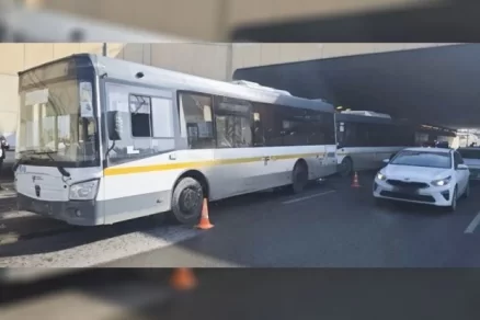 Столкновение пассажирских автобусов в Москве — девять пассажиров в больнице