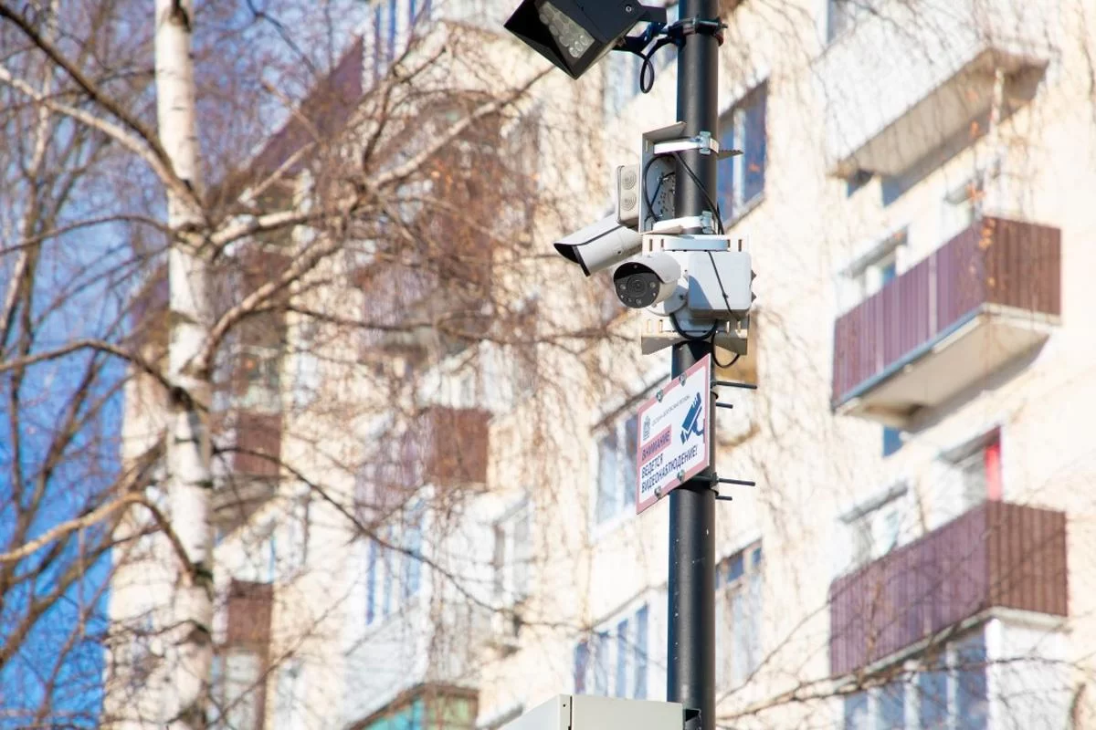 Андрей Воробьев: С начала 2026 года в Подмосковье «умные» камеры с ИИ помогли устранить более 50 тыс. нарушений во дворах