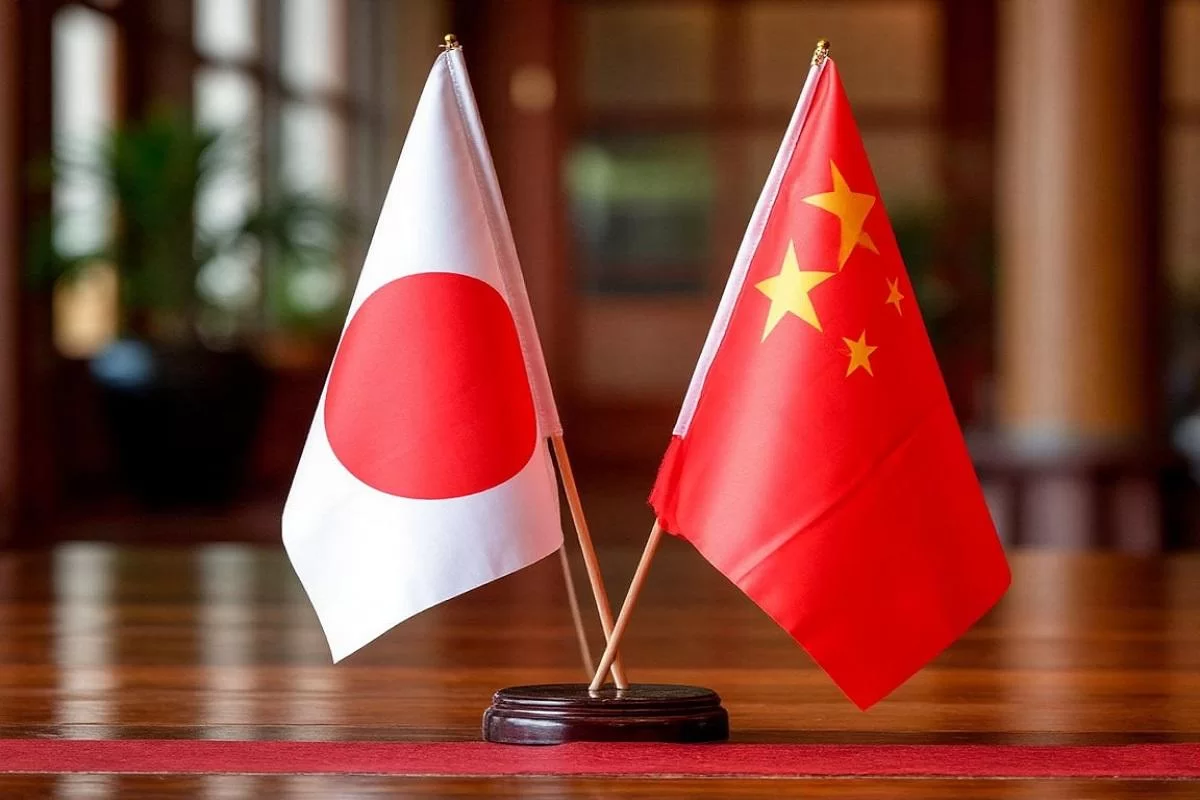 Китай ввел экспортный контроль над 20 японскими фирмами из-за милитаризма Токио