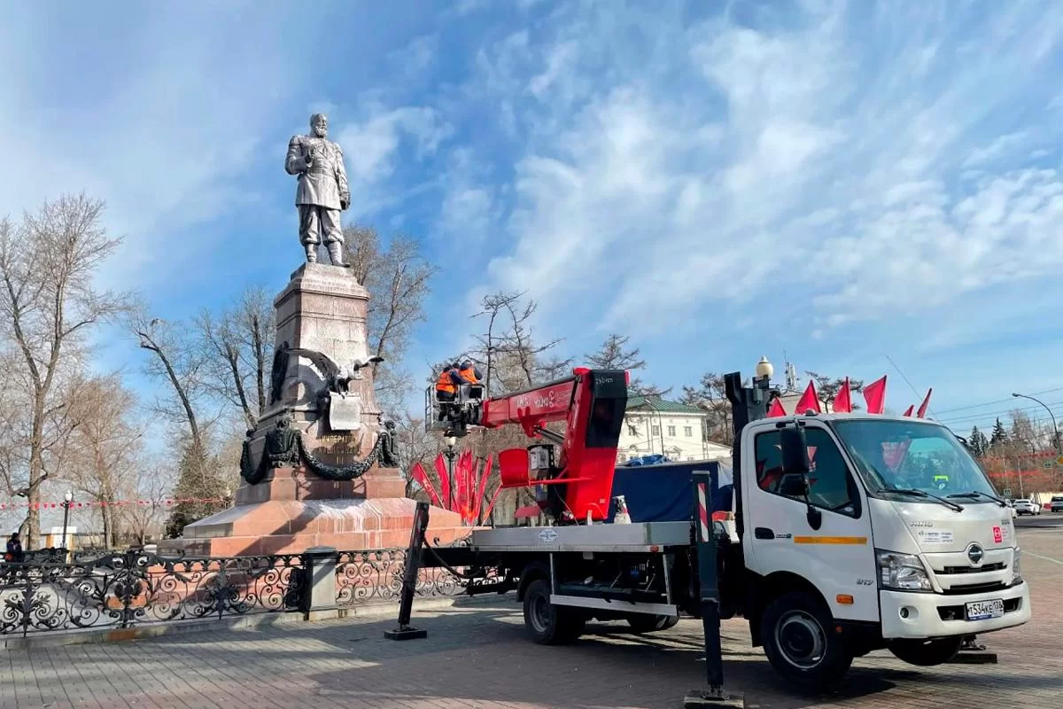 Мэр Руслан Болотов: В Иркутске с 1 апреля стартует месячник по благоустройству