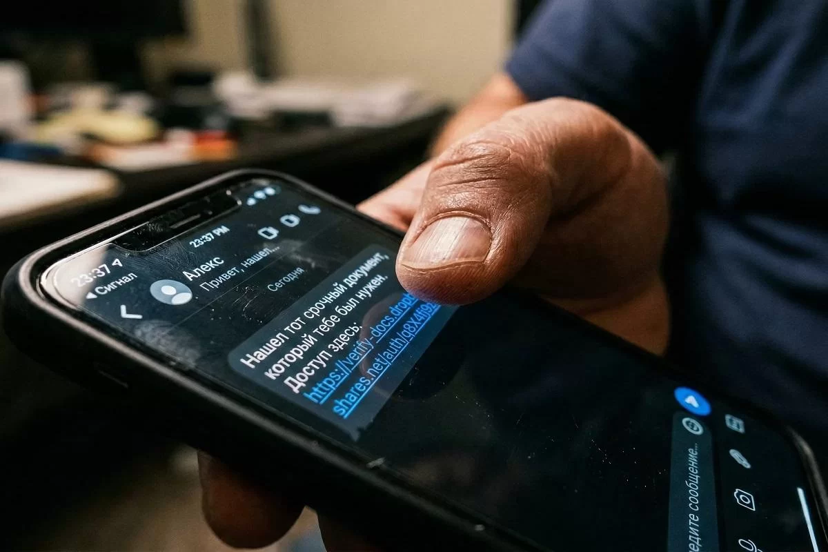 Не ведитесь на СМС-атаку от мошенников: инструкции МВД