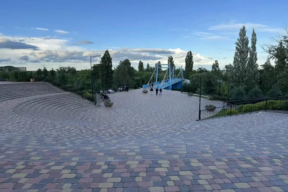 В Тамбове завершают благоустройство новых объектов в Городском парке культуры