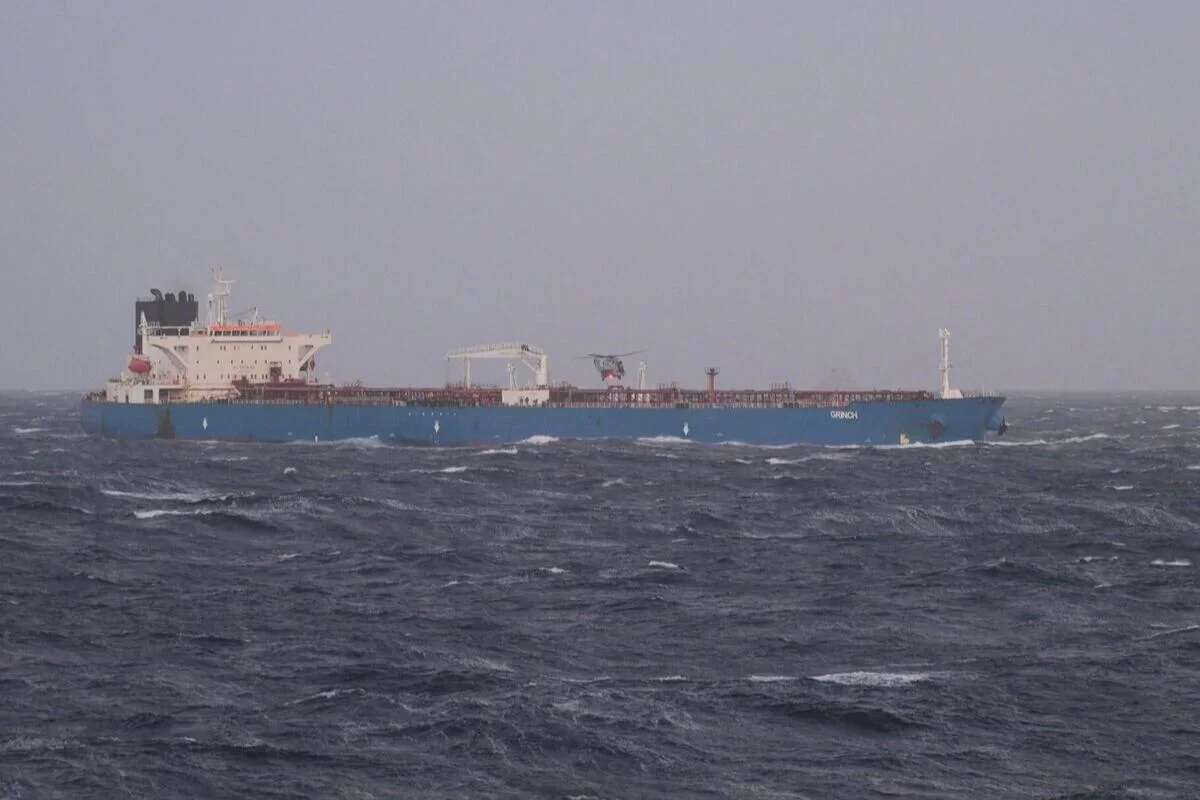 ВМС Франции задержали российский танкер в Средиземном море