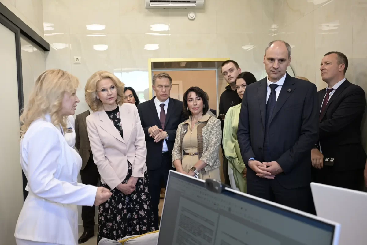Денис Паслер: В Свердловской области за полтора года запустили 10 проектов по модернизации здравоохранения