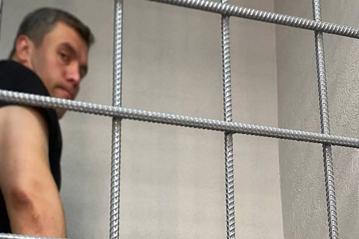 «Доставили в суд 10 силовиков»: кандидата в Госдуму от КПРФ Николая Бондаренко задержали в Саратове