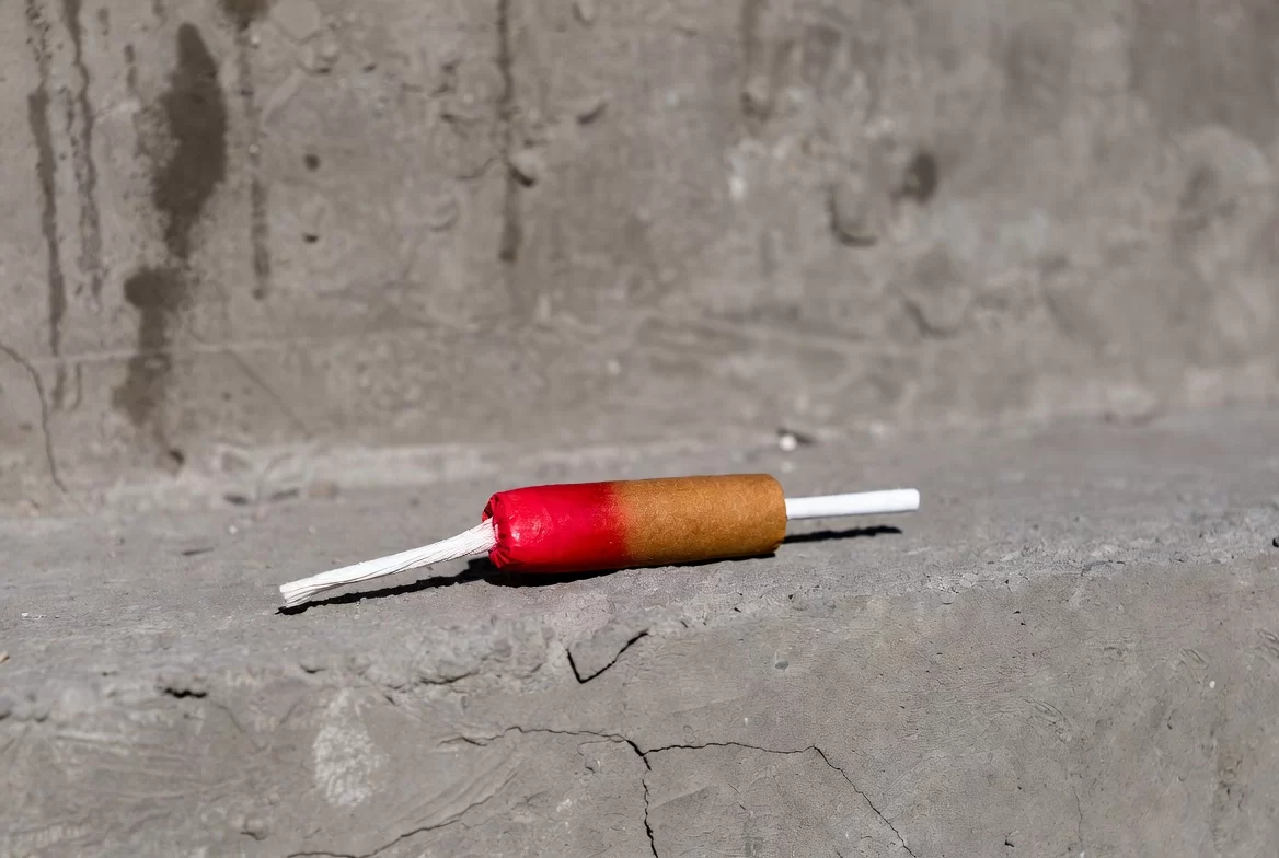 Подростку, получившему травмы рук от взрыва петарды в Орехово-Зуевского городском округе, оказывается вся необходимая медицинская помощь