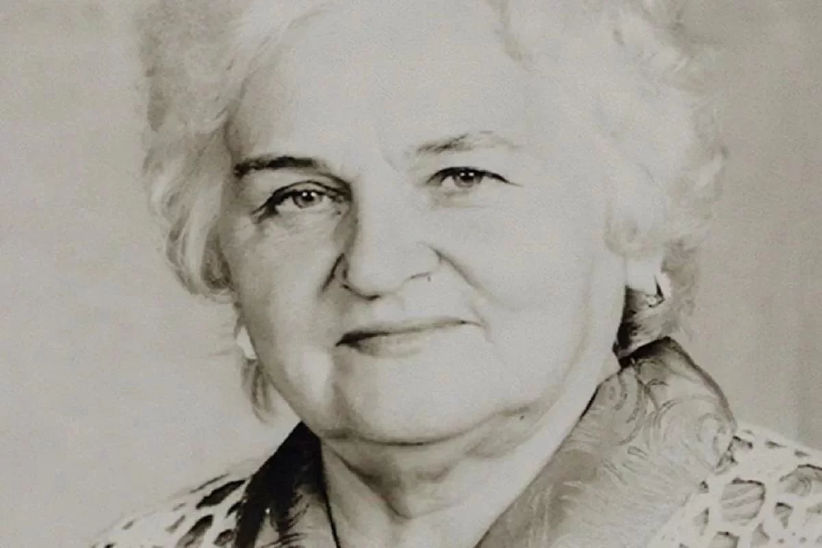 Председатель гордумы Светлана Иванова отметила вклад Лидии Суриной в научное наследие Тюменской области