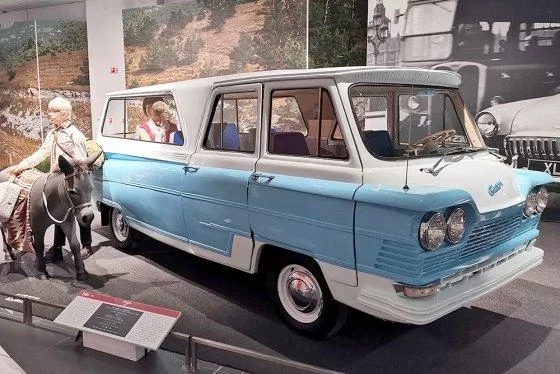 Редчайший микроавтобус Газ-21 «Старт» уходит с молотка почти за 30 млн рублей