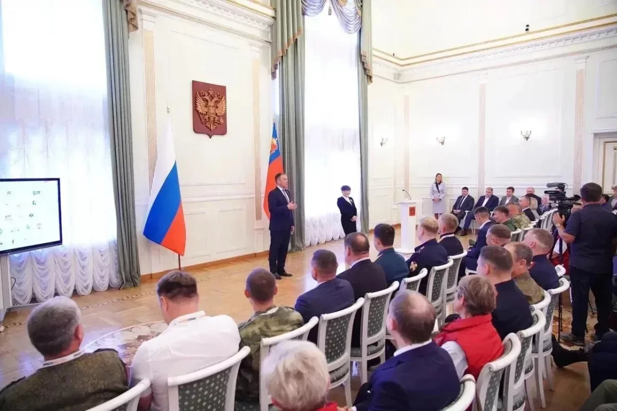 Сопредседатель ВАРМСУ Ирина Гусева приняла участие в награждении 88 кемеровских ветеранов СВО, завершивших обучение по программе «СВОи Герои. КуZбасс»