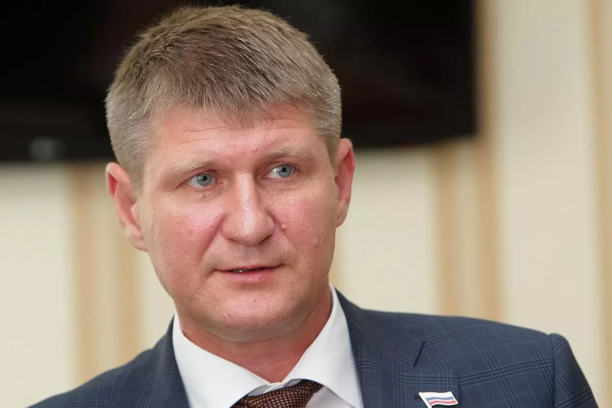 «Пустозвон и лишняя пешка»: депутат Госдумы жестко осадил Каспарова за слова о Севастополе