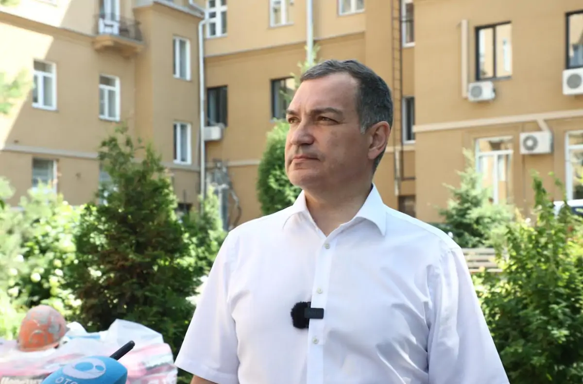 Мэр Максим Кудрявцев: В Новосибирске продолжают обновлять фасады многоквартирных домов, включая исторические здания